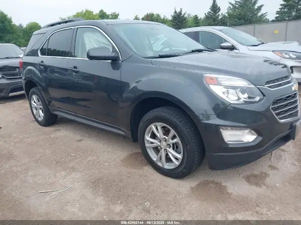 2GNALCEK7H1521585 2017 CHEVROLET EQUINOX - Image 1