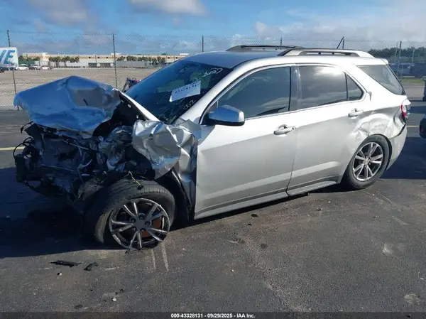 2GNALCEK7H1602263 2017 CHEVROLET EQUINOX - Image 2