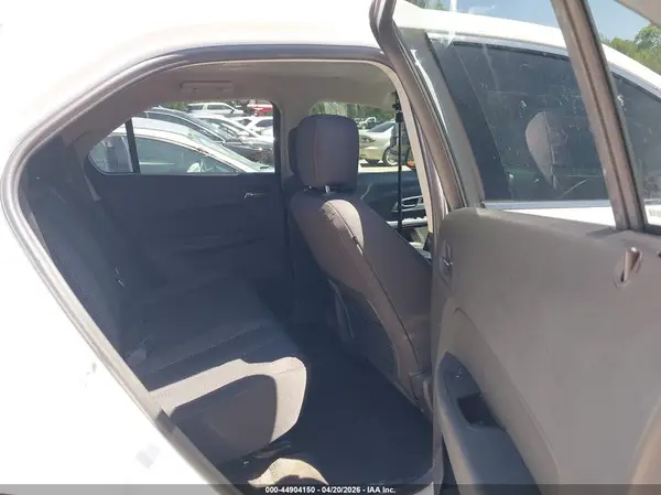 2GNALCEK7H1607219 2017 CHEVROLET EQUINOX - Image 8