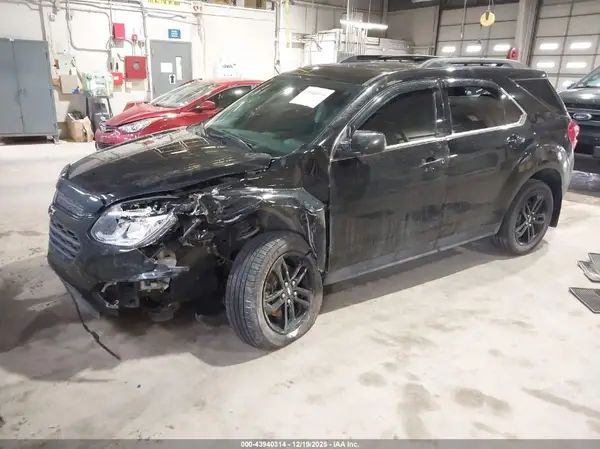 2GNALCEK7H6197010 2017 CHEVROLET EQUINOX - Image 2