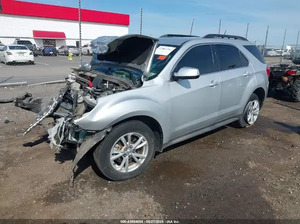 2GNALCEK7H6231995 2017 CHEVROLET EQUINOX - Image 2
