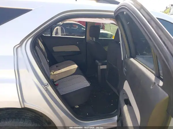 2GNALCEK7H6231995 2017 CHEVROLET EQUINOX - Image 8