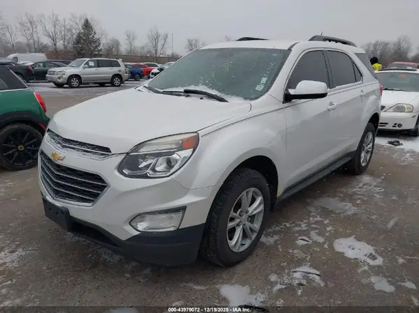 2GNALCEK7H6268402 2017 CHEVROLET EQUINOX - Image 2
