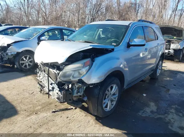 2GNALCEK7H6288715 2017 CHEVROLET EQUINOX - Image 2