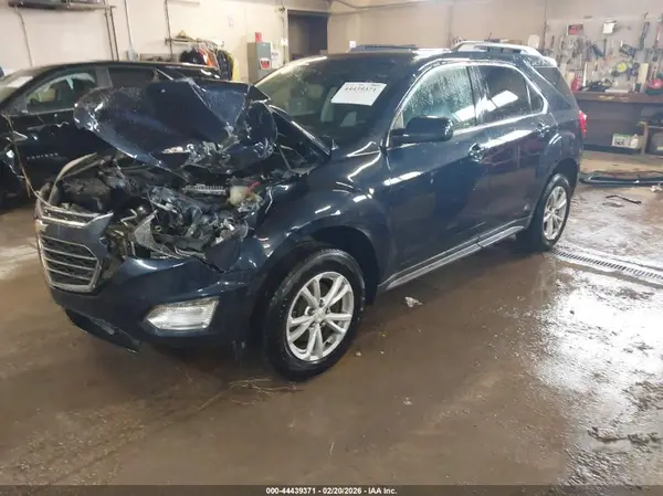 2GNALCEK8H1501409 2017 CHEVROLET EQUINOX - Image 2