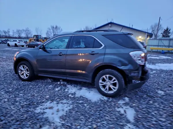 2GNALCEK8H1513415 2017 CHEVROLET EQUINOX - Image 2