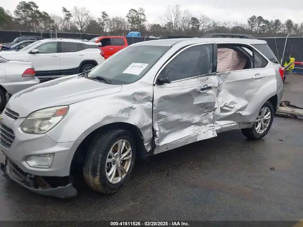 2GNALCEK8H1515763 2017 CHEVROLET EQUINOX - Image 2