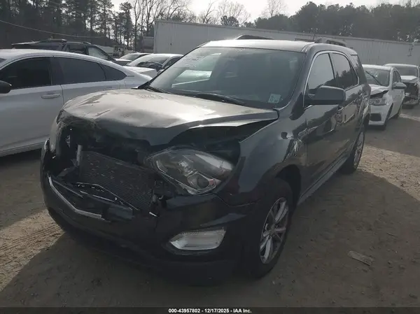2GNALCEK8H1521479 2017 CHEVROLET EQUINOX - Image 2