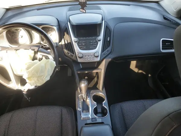2GNALCEK8H1561660 2017 CHEVROLET EQUINOX - Image 8
