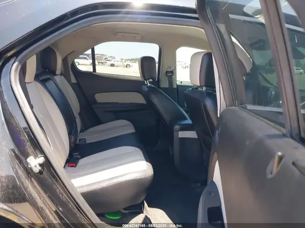 2GNALCEK8H1561805 2017 CHEVROLET EQUINOX - Image 8