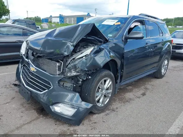 2GNALCEK8H1568592 2017 CHEVROLET EQUINOX - Image 2