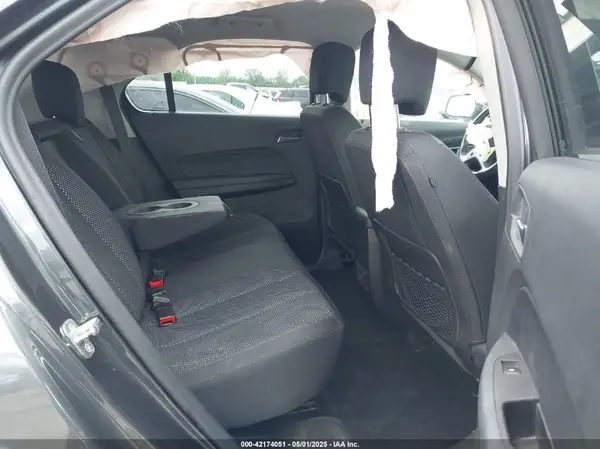 2GNALCEK8H1568592 2017 CHEVROLET EQUINOX - Image 8