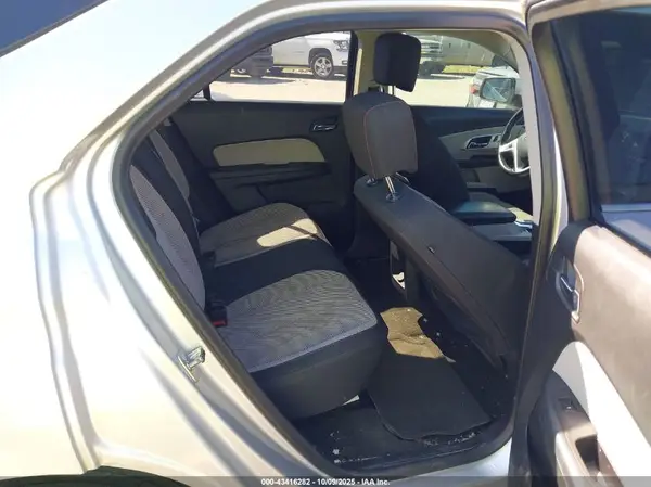 2GNALCEK8H1573050 2017 CHEVROLET EQUINOX - Image 8