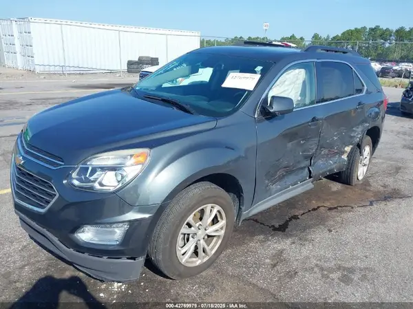 2GNALCEK8H1577146 2017 CHEVROLET EQUINOX - Image 2