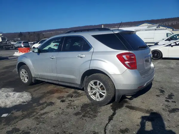 2GNALCEK8H1577907 2017 CHEVROLET EQUINOX - Image 2