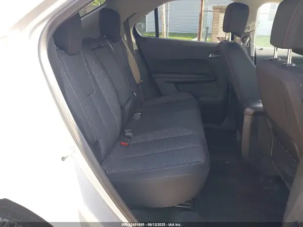 2GNALCEK8H1582170 2017 CHEVROLET EQUINOX - Image 8