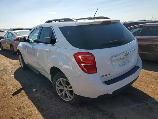 2GNALCEK8H1584775 2017 CHEVROLET EQUINOX - Image 2