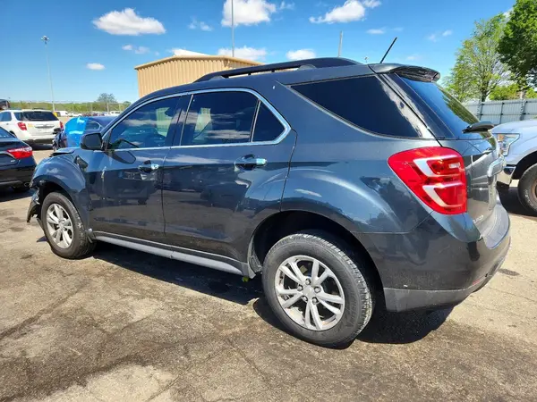2GNALCEK8H1597378 2017 CHEVROLET EQUINOX - Image 2