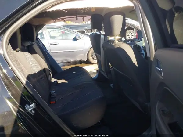 2GNALCEK8H1607231 2017 CHEVROLET EQUINOX - Image 8