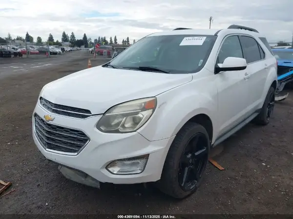 2GNALCEK8H1613059 2017 CHEVROLET EQUINOX - Image 2