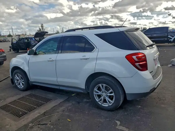 2GNALCEK8H1615751 2017 CHEVROLET EQUINOX - Image 2