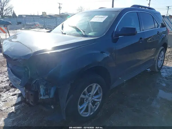 2GNALCEK8H1618214 2017 CHEVROLET EQUINOX - Image 2