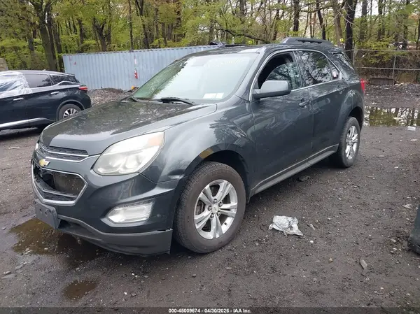 2GNALCEK8H6120095 2017 CHEVROLET EQUINOX - Image 2