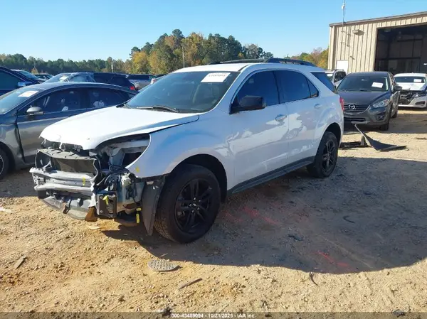 2GNALCEK8H6158703 2017 CHEVROLET EQUINOX - Image 2