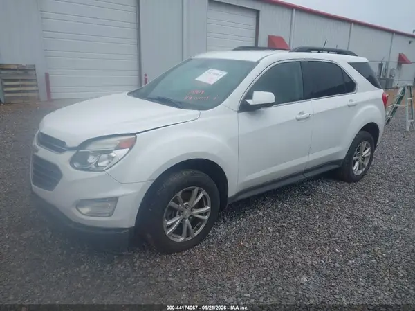 2GNALCEK8H6163593 2017 CHEVROLET EQUINOX - Image 2
