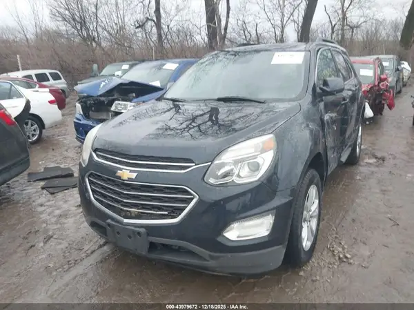 2GNALCEK8H6217846 2017 CHEVROLET EQUINOX - Image 2