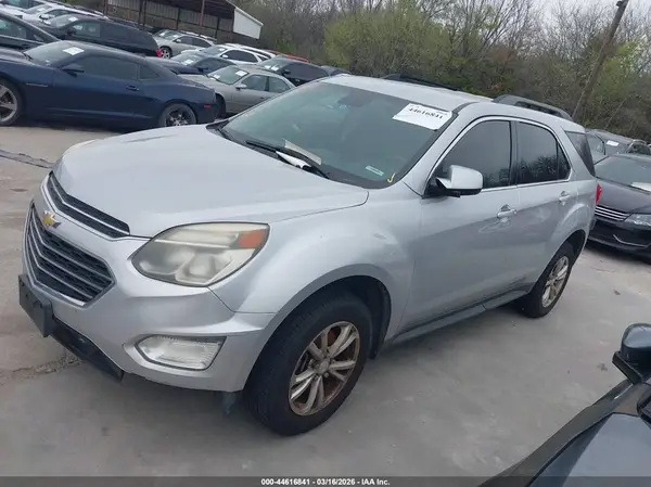 2GNALCEK8H6222108 2017 CHEVROLET EQUINOX - Image 2
