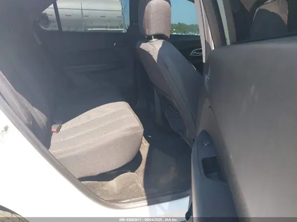 2GNALCEK8H6246487 2017 CHEVROLET EQUINOX - Image 8