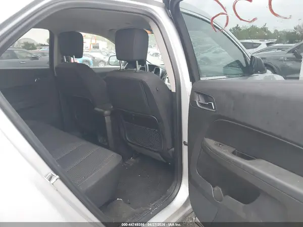 2GNALCEK8H6250927 2017 CHEVROLET EQUINOX - Image 8