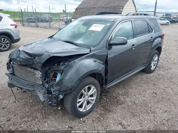 2GNALCEK8H6266139 2017 CHEVROLET EQUINOX - Image 2