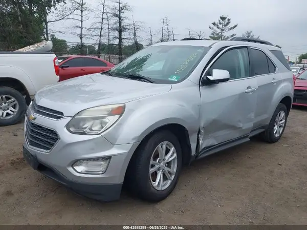 2GNALCEK8H6298461 2017 CHEVROLET EQUINOX - Image 2