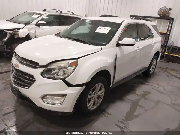 2GNALCEK8H6350302 2017 CHEVROLET EQUINOX - Image 2