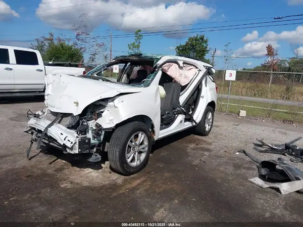 2GNALCEK9G6169482 2016 CHEVROLET EQUINOX - Image 2