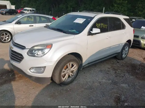 2GNALCEK9H1524472 2017 CHEVROLET EQUINOX - Image 2