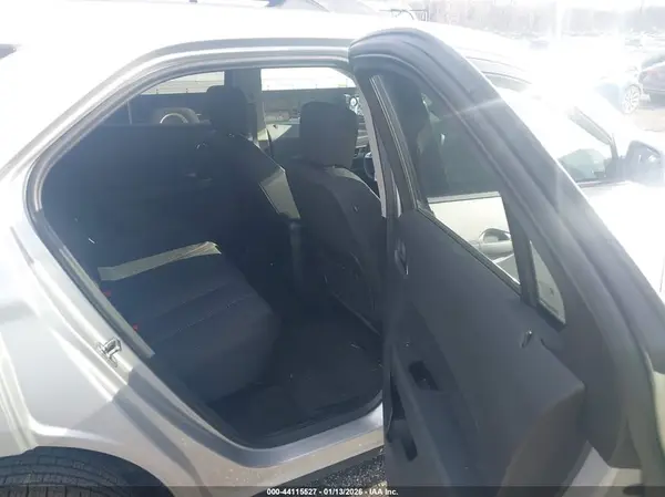 2GNALCEK9H1600403 2017 CHEVROLET EQUINOX - Image 8