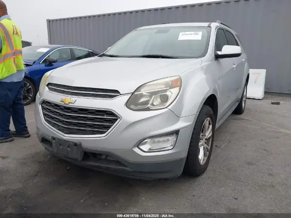 2GNALCEK9H1615970 2017 CHEVROLET EQUINOX - Image 2