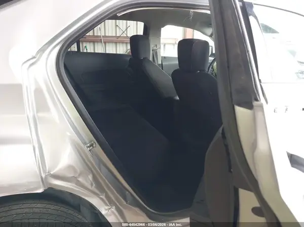 2GNALCEK9H1617024 2017 CHEVROLET EQUINOX - Image 8