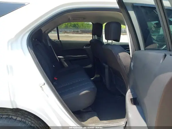 2GNALCEK9H6112717 2017 CHEVROLET EQUINOX - Image 8
