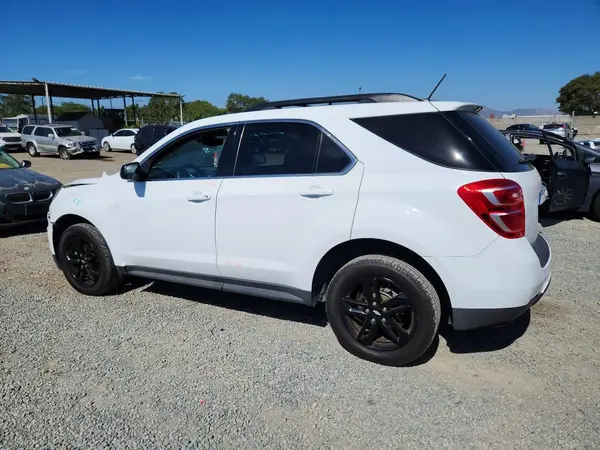 2GNALCEK9H6181357 2017 CHEVROLET EQUINOX - Image 2