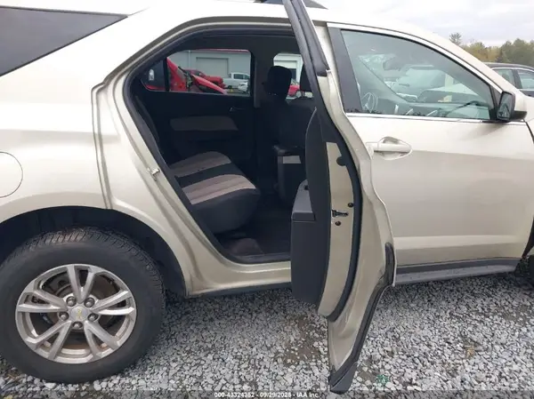 2GNALCEKXG1112592 2016 CHEVROLET EQUINOX - Image 8