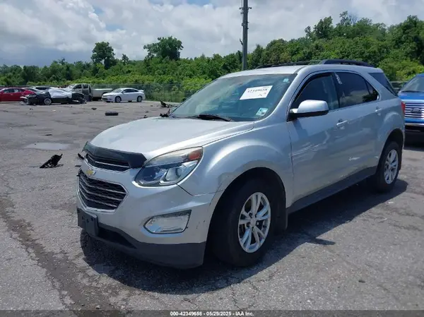 2GNALCEKXH1512413 2017 CHEVROLET EQUINOX - Image 2