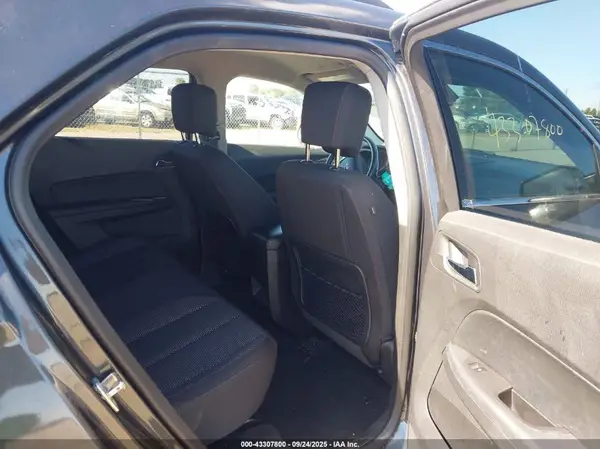 2GNALCEKXH1523153 2017 CHEVROLET EQUINOX - Image 8