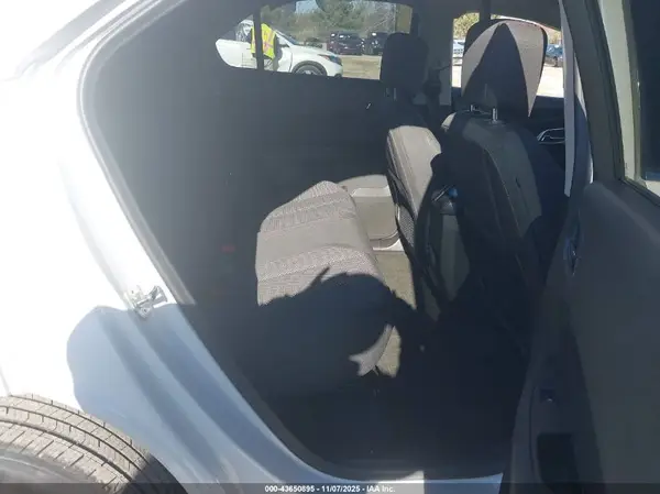 2GNALCEKXH1542687 2017 CHEVROLET EQUINOX - Image 8