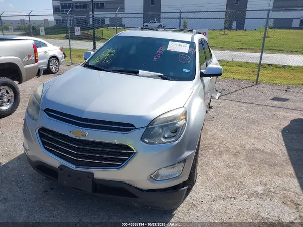 2GNALCEKXH1559909 2017 CHEVROLET EQUINOX - Image 2