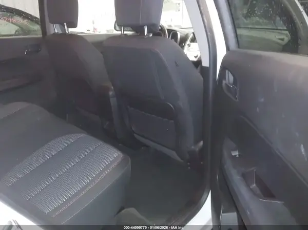 2GNALCEKXH1577150 2017 CHEVROLET EQUINOX - Image 8