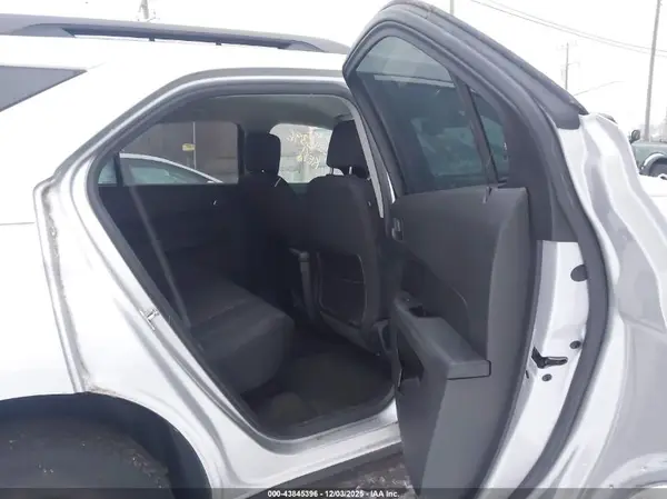 2GNALCEKXH1579948 2017 CHEVROLET EQUINOX - Image 8